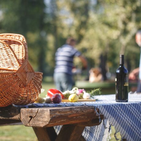 picnic table